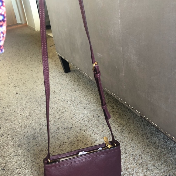 Marc Jacobs burgundy crossbody pebbled leather - Picture 3 of 3